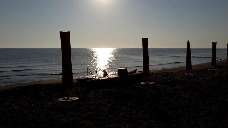 Hotel Baywatch Margherita Di Savoia Zewnętrze zdjęcie