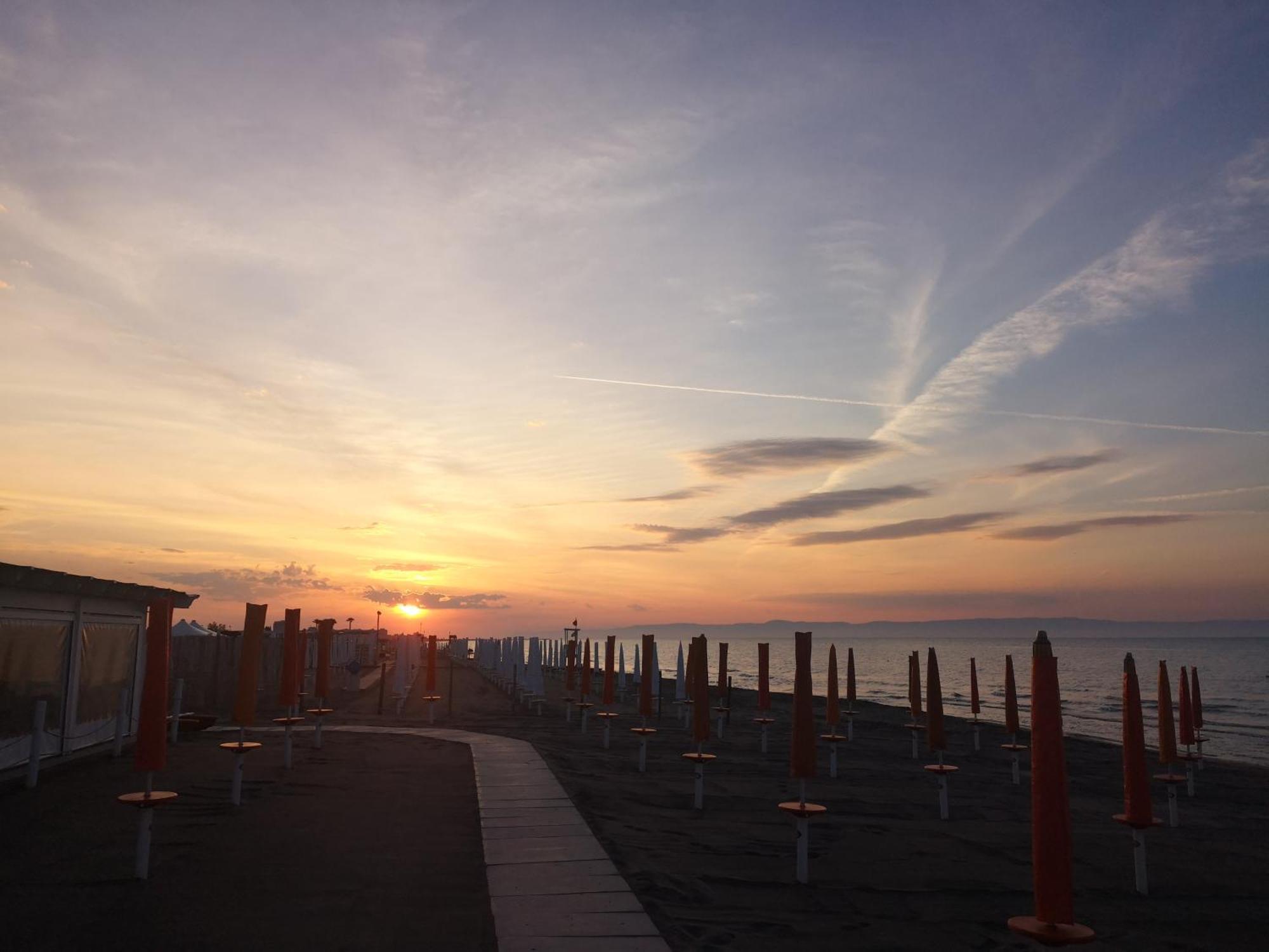 Hotel Baywatch Margherita Di Savoia Zewnętrze zdjęcie